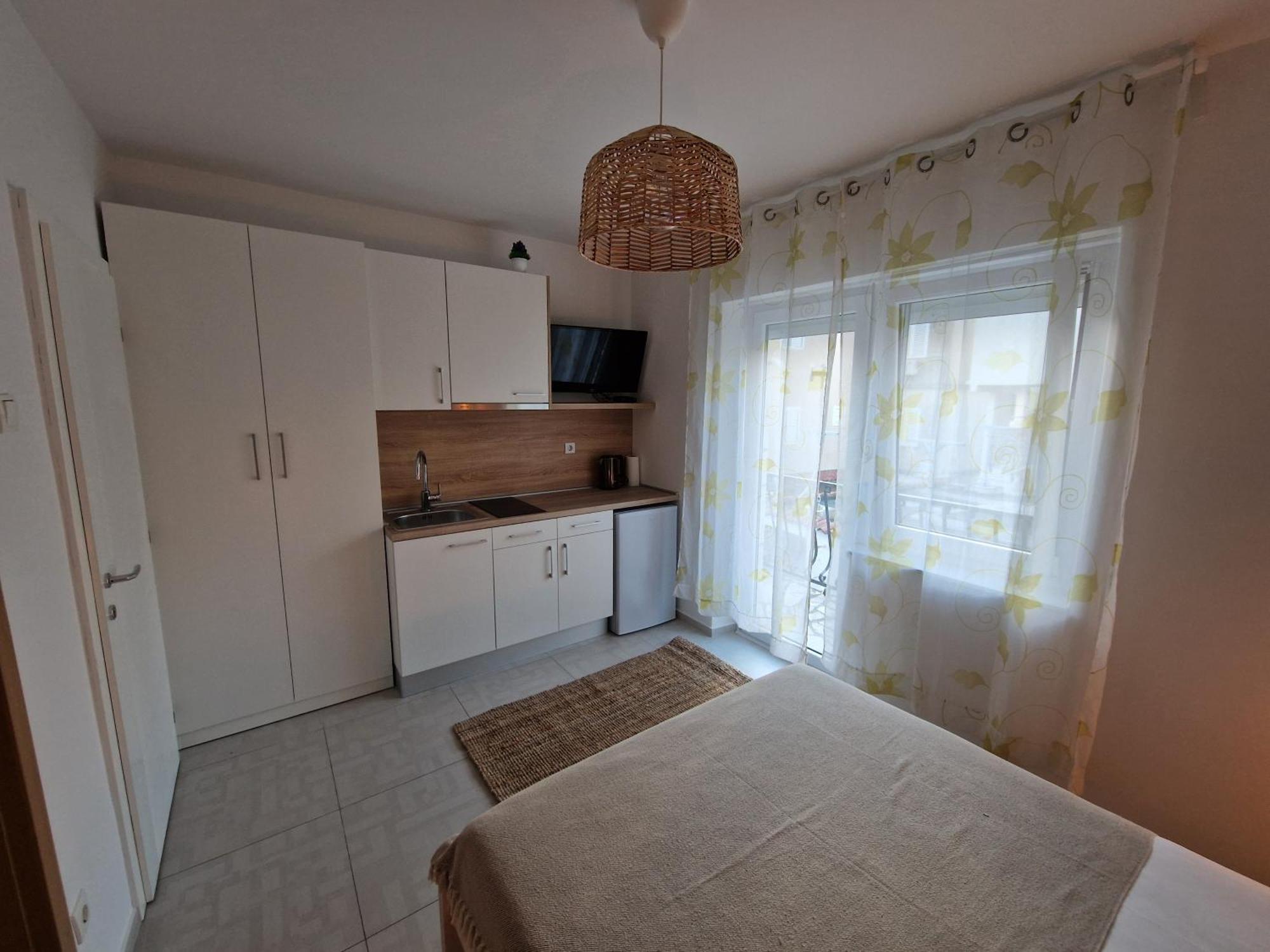 Apartmani Vukusic Промайна Номер фото